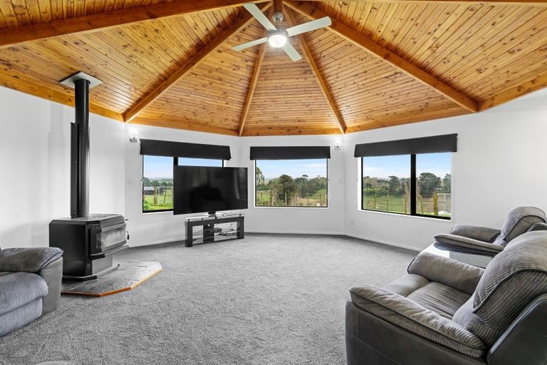 Photo of property in 88 Heights Road, Shannon, Palmerston North, 4474