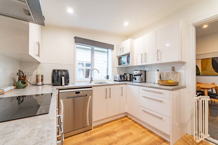 Photo of property in 194 North Street, West End, Timaru, 7910