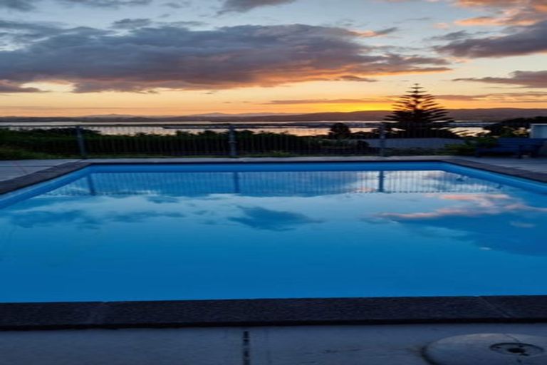 Photo of property in 78 West View Crescent, Onerahi, Whangarei, 0110