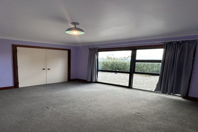 Photo of property in 41 Ashton Fitchett Drive, Brooklyn, Wellington, 6021