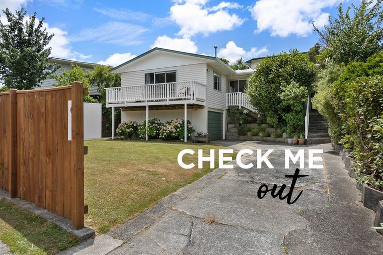 Photo of property in 30 Mcgowan Road, Wainuiomata, Lower Hutt, 5014