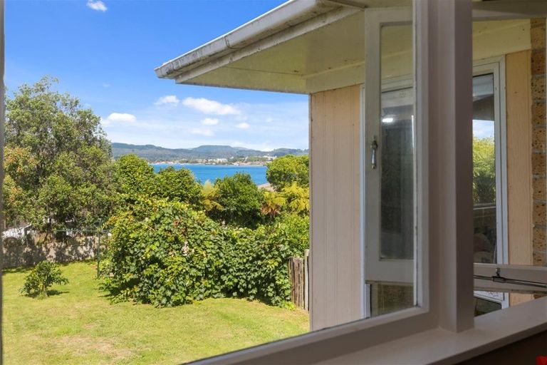 Photo of property in 11 Grand Vue Road, Kawaha Point, Rotorua, 3010