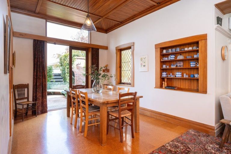 Photo of property in 210 Davis Street, Saint Leonards, Hastings, 4120