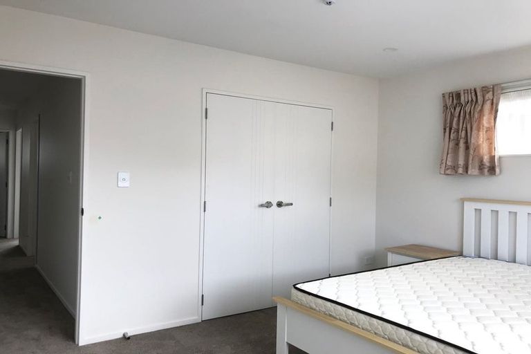 Photo of property in 9 Peony Mews, Oteha, Auckland, 0632