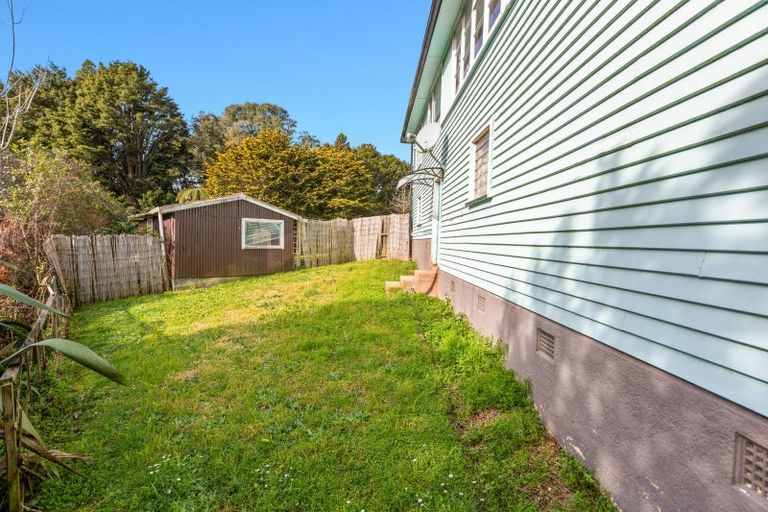 Photo of property in 70 Glenpark Avenue, Frankleigh Park, New Plymouth, 4310