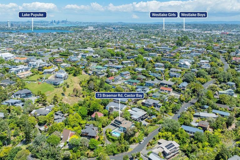 Photo of property in 73 Braemar Road, Castor Bay, Auckland, 0620