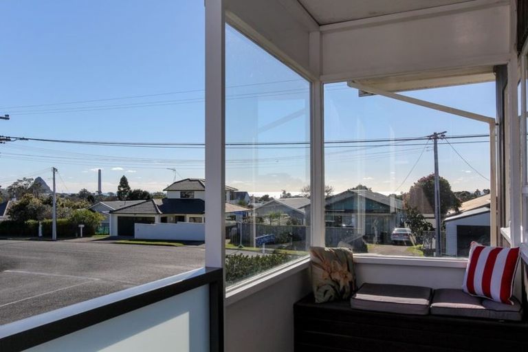 Photo of property in 21a Dorset Avenue, Westown, New Plymouth, 4310