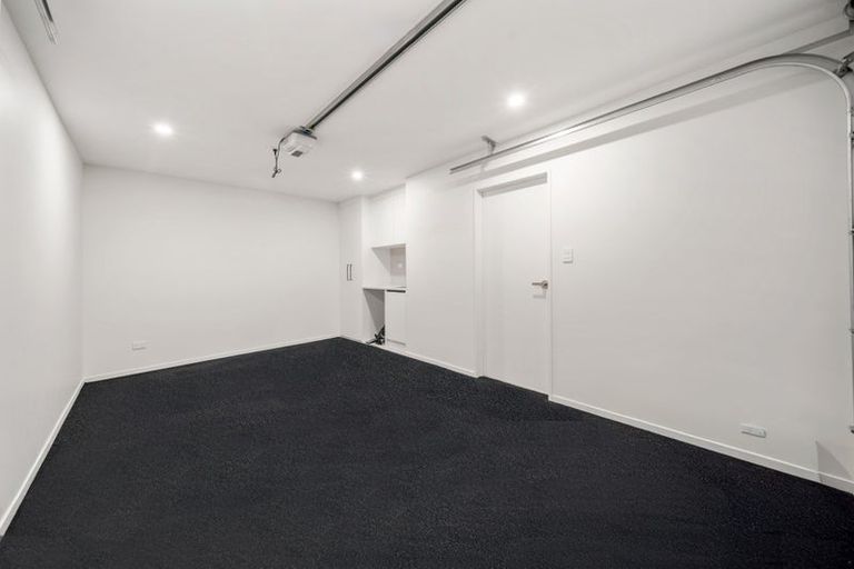 Photo of property in 13 Rengarenga Rise, Fairview Heights, Auckland, 0632