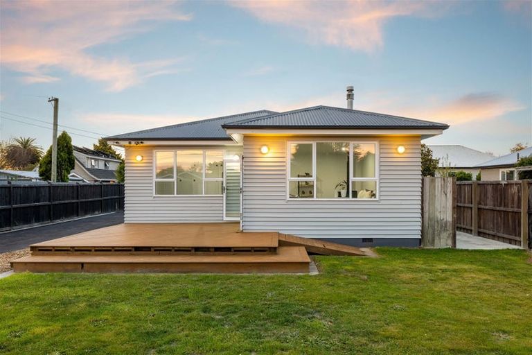 Photo of property in 1/8 Domain Terrace, Spreydon, Christchurch, 8024