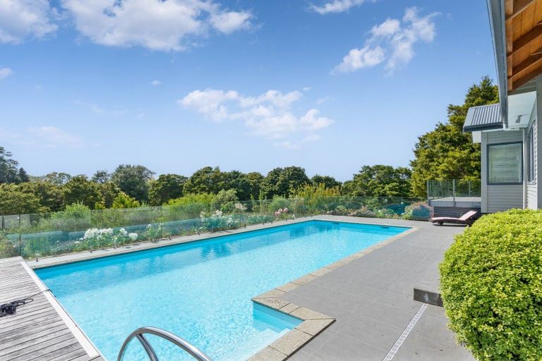 Photo of property in 36 Hoeke Road, Carrington, Carterton, 5791