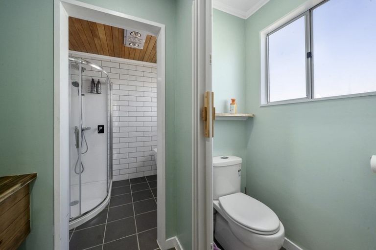 Photo of property in 43 Michael Road, Paraparaumu Beach, Paraparaumu, 5032