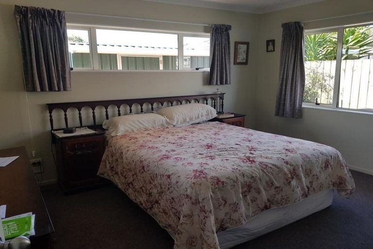 Photo of property in 4 Cathcart Close, Pukekohe, 2120
