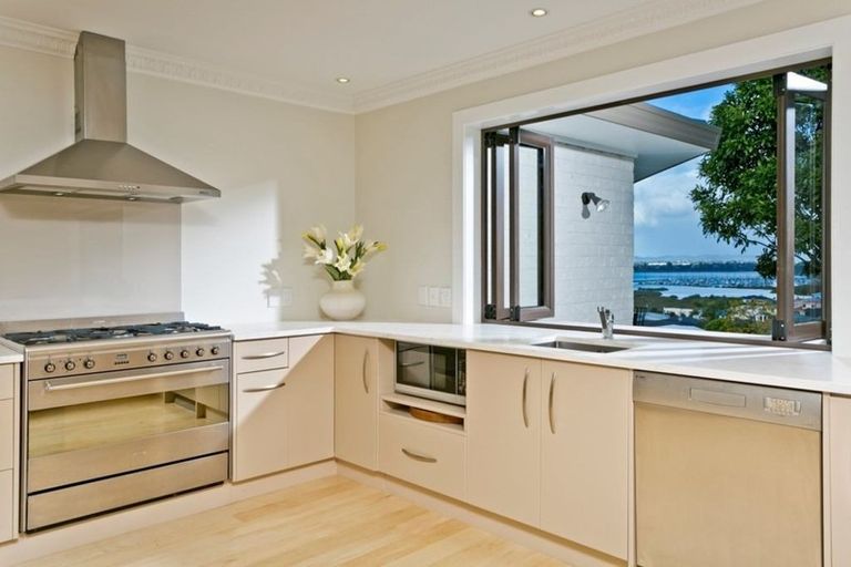 Photo of property in 3 Limeburners Close, Hobsonville, Auckland, 0618