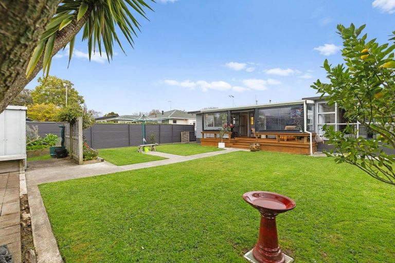 Photo of property in 9 Hampden Street, Awapuni, Palmerston North, 4412