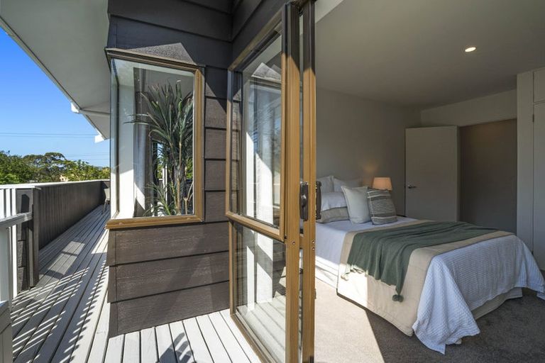 Photo of property in 215 Victoria Road, Devonport, Auckland, 0624