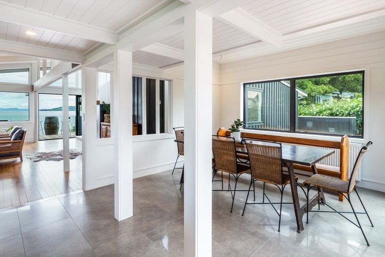 Photo of property in 224 Lake Terrace, Waipahihi, Taupo, 3330