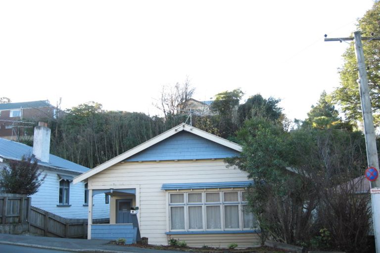 Photo of property in 4 Hawthorn Avenue, Mornington, Dunedin, 9011