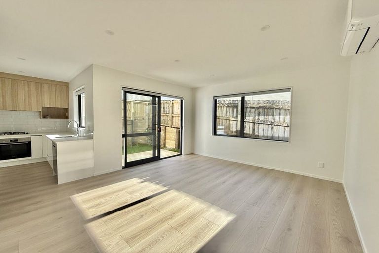 Photo of property in 86c Harrington Road, Henderson, Auckland, 0610