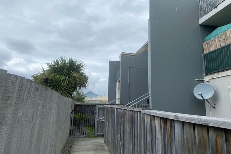 Photo of property in 9/57 Charles Street, Waltham, Christchurch, 8011