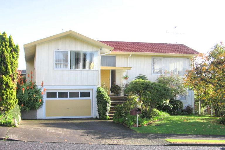Photo of property in 40 Galaxy Drive, Mairangi Bay, Auckland, 0630