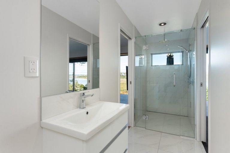 Photo of property in 11 Elmes Place, Matua, Tauranga, 3110