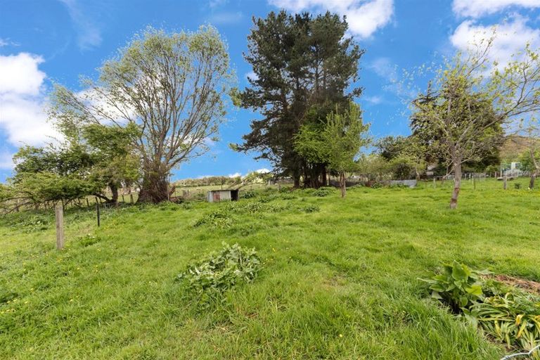 Photo of property in 5 Alexander Street, Ohingaiti, Hunterville, 4785