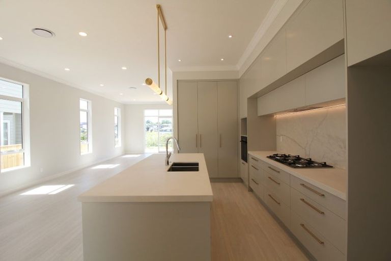 Photo of property in 157a Bonair Crescent, Silverdale, 0932