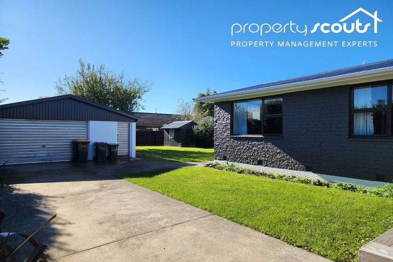 Photo of property in 87 Farquhars Road, Redwood, Christchurch, 8051