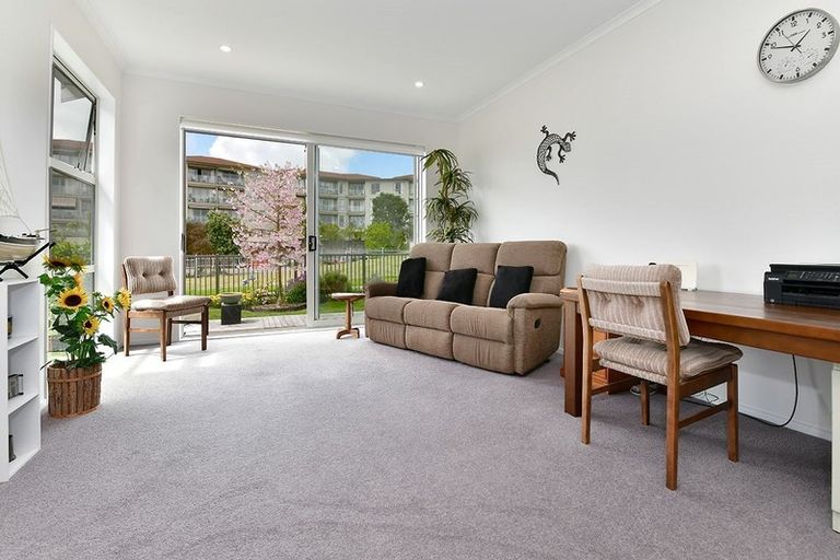 Photo of property in 5 Leggett Lane, Red Beach, 0932