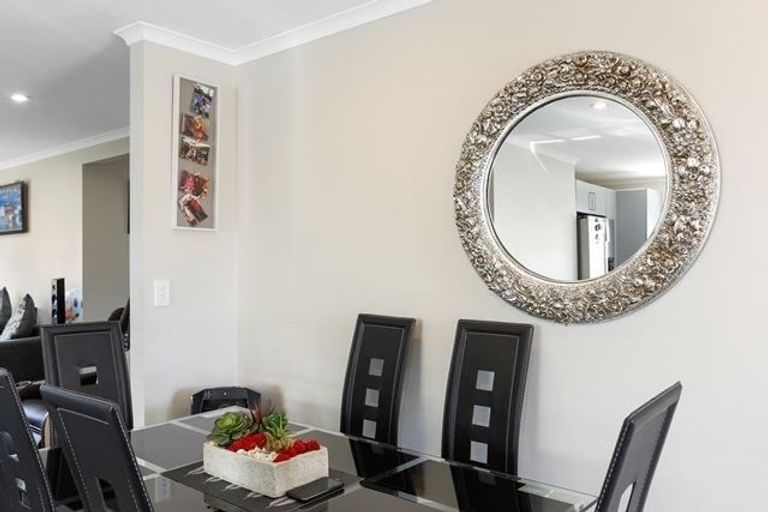 Photo of property in 4 Kaki Lane, Takanini, 2112