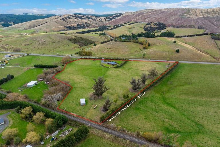 Photo of property in 1121 Waihola Highway, Waihola, Outram, 9073