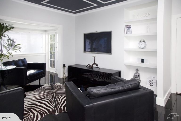 Photo of property in 1/185 Lake Road, Belmont, Auckland, 0622