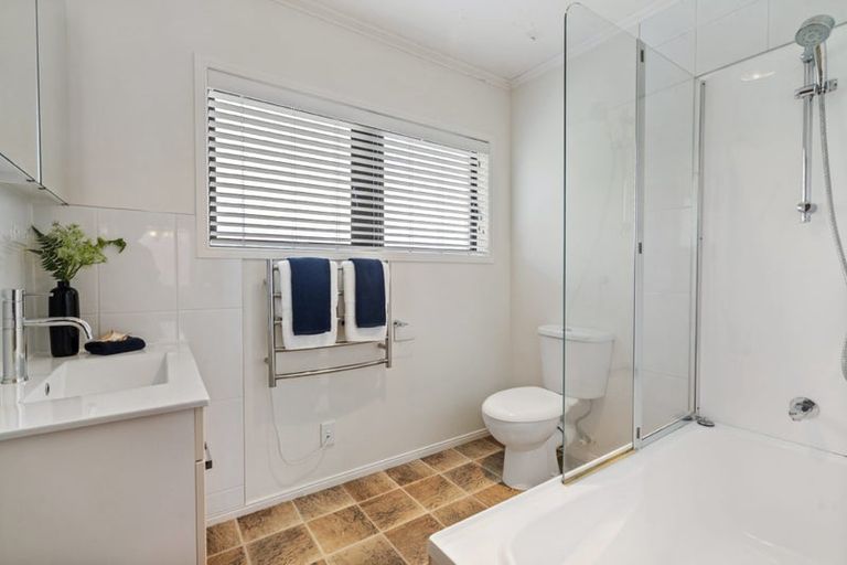 Photo of property in 2/39 Stanley Avenue, Milford, Auckland, 0620