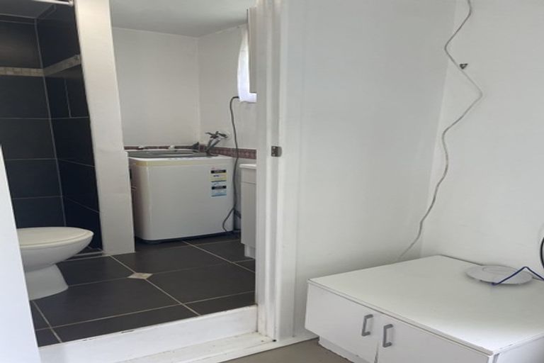 Photo of property in 2/46a Salisbury Road, Birkdale, Auckland, 0626