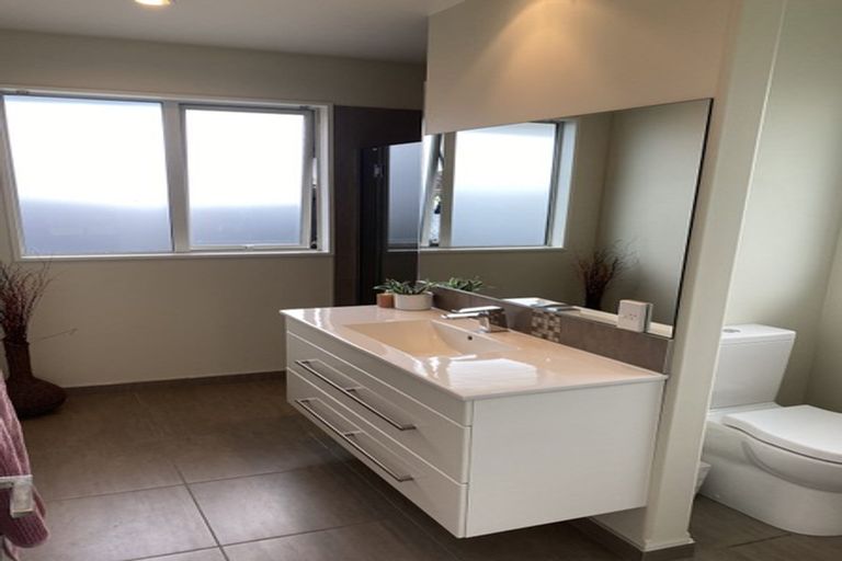 Photo of property in 52 Huntingdon Drive, Rangiora, 7400