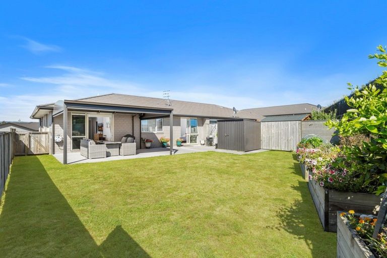 Photo of property in Waterview Estate, 86/4 Greystone Place, Omokoroa, 3114