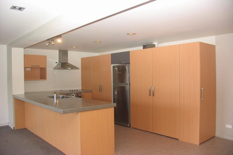 Photo of property in 8b De La Mare Place, Frankton, Queenstown, 9300