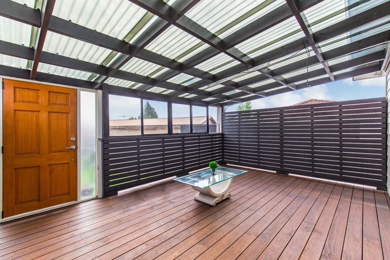 Photo of property in 5/1 Rebecca Rise, Weymouth, Auckland, 2103