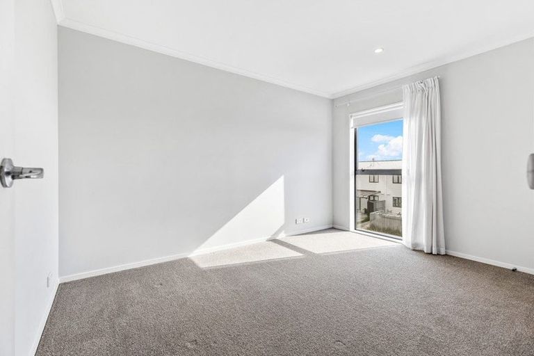 Photo of property in 4/38 Brigham Creek Road, Whenuapai, Auckland, 0618