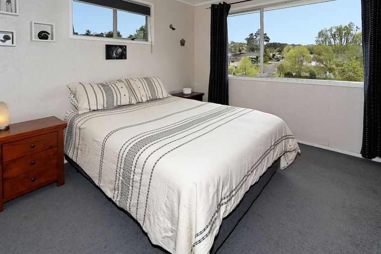 Photo of property in 12 Annison Avenue, Glen Eden, Auckland, 0602