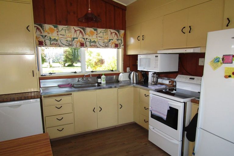 Photo of property in 30 Nisbet Terrace, Kinloch, Taupo, 3377