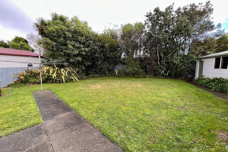 Photo of property in 10 Miles Place, Awapuni, Palmerston North, 4412