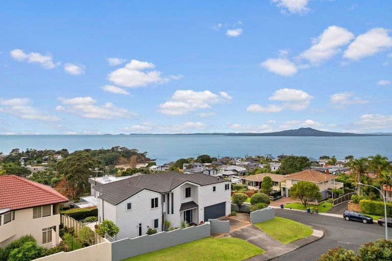 Photo of property in 1/3 Katui Street, Castor Bay, Auckland, 0620