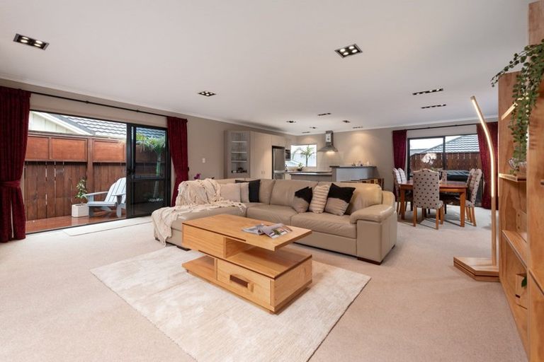 Photo of property in 318a Otumoetai Road, Otumoetai, Tauranga, 3110