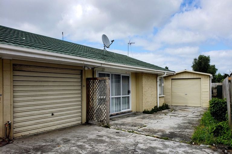 Photo of property in 13b Kenderdine Road, Papatoetoe, Auckland, 2025
