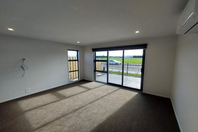 Photo of property in 28 Mcgrath Lane, Rangiora, 7400