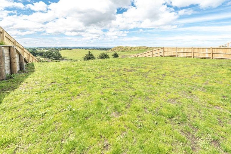 Photo of property in 51 Tirimoana Place, Otamatea, Whanganui, 4501