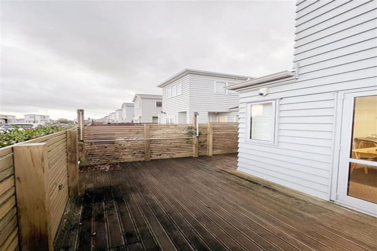 Photo of property in 9 Divide Loop, Takanini, 2112