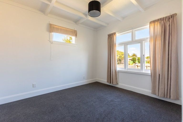 Photo of property in 4 Alexandra Street, Dannevirke, 4930