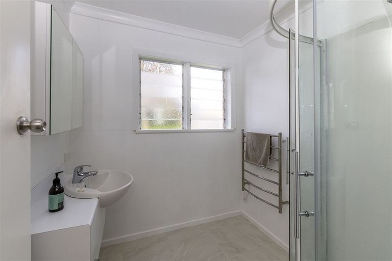 Photo of property in 4 Freyberg Street, Levin, 5510